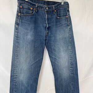 Levi's 501 Button Fly Denim Men Jeans Straight Leg Blue Med Wash  Fits 33/32